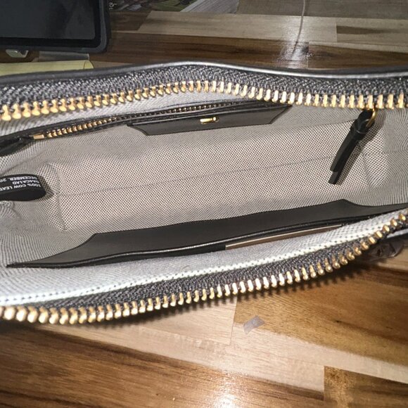 Donna Karan purse - Picture 10 of 10